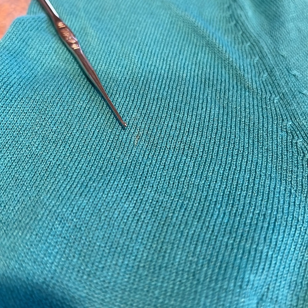 Nice Banana Republic Cardigan - Picture 8 of 10